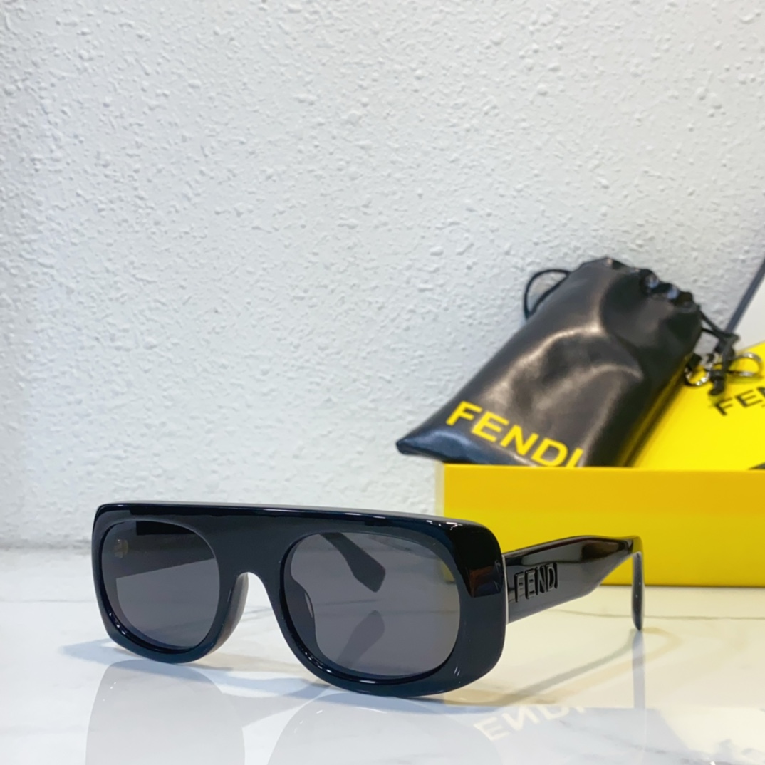 Finding the Perfect Fendi Sunglasses Dupe: The Wayfarer and Gentle Monster HER 01 Options